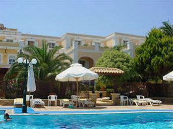 Crithoni's Paradise Hotel 4*