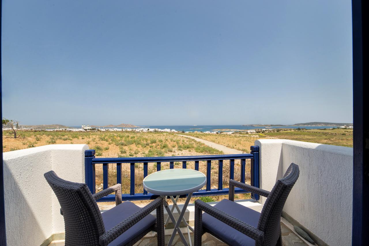 Pure White 1bd House With Amazing Sea Views In * Naousa (Paros)