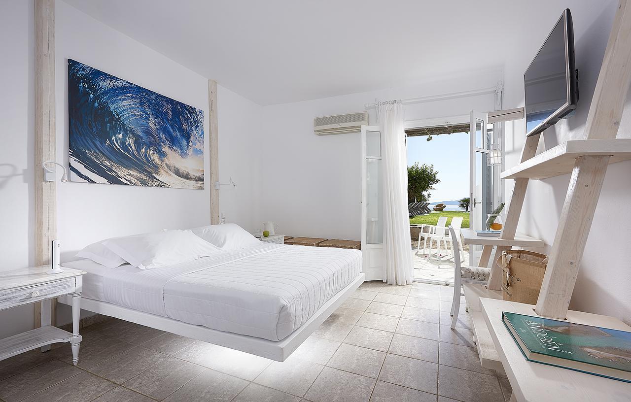 Hotel Santa Maria Village & Adamantas (Milos)