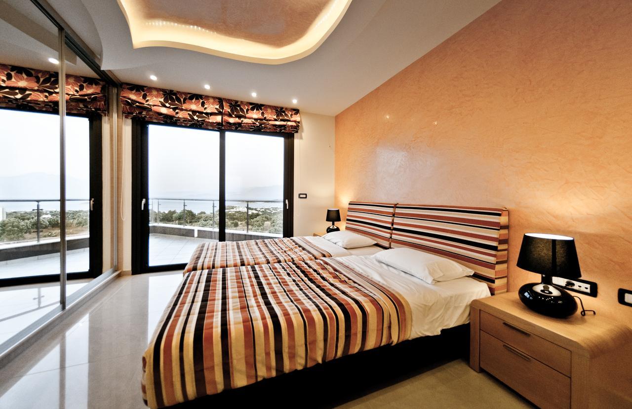 Villa St. Nicolas & Theano *