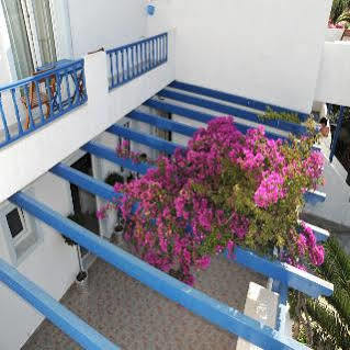 Anna Zisimos 2* Adamantas (Milos)