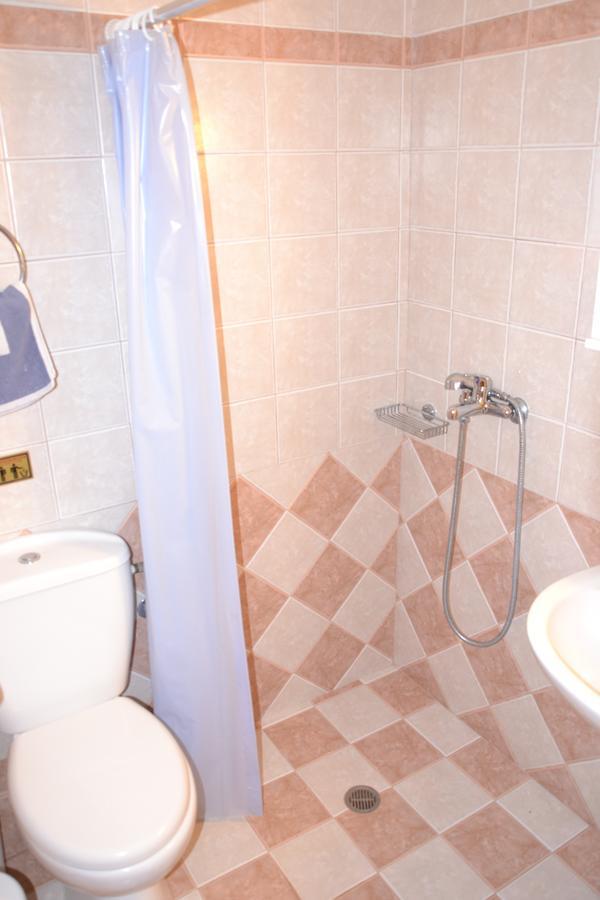 Hellen Apartment *