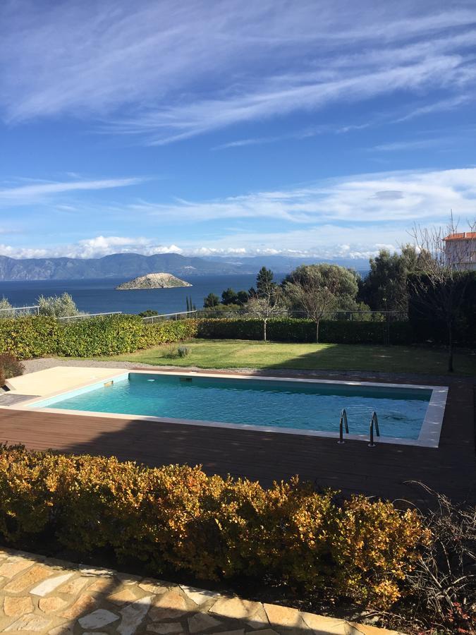 Skorponeria, Pool & Sea * Skroponeria