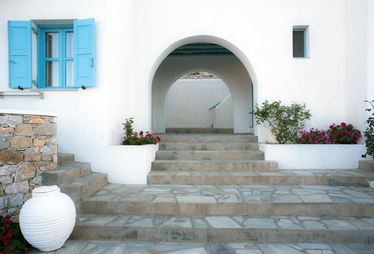 Aeri Folegandros Town
