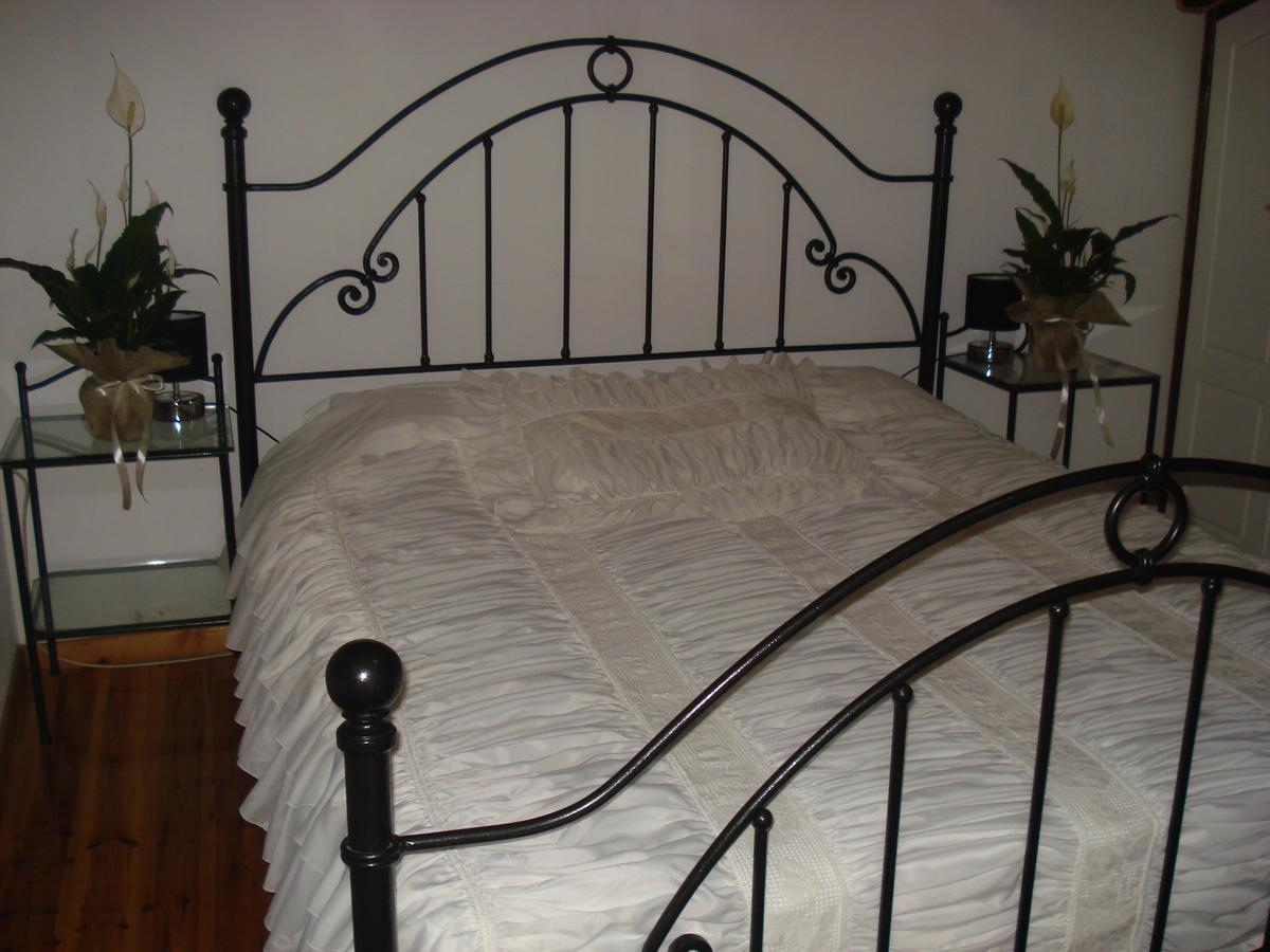 Iron House Apartment