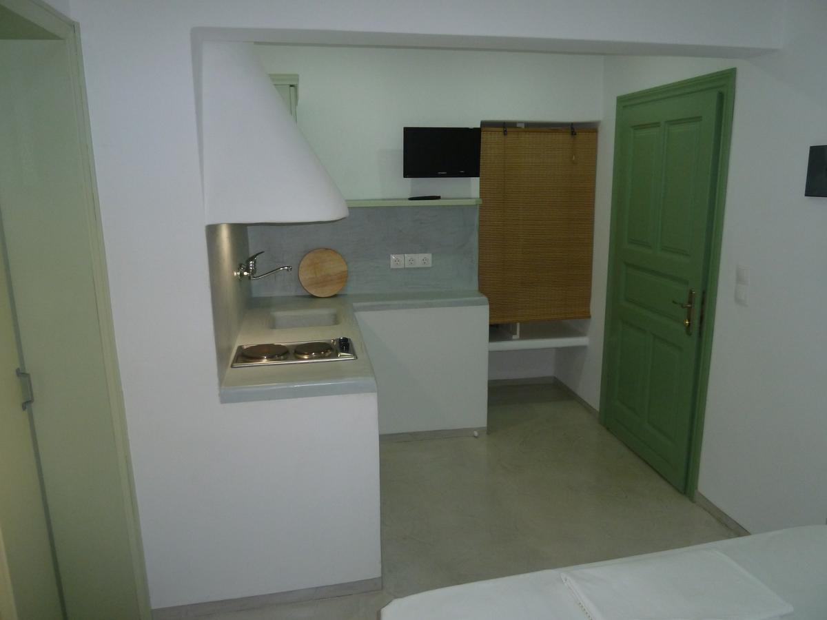 Nikos Place Apartment