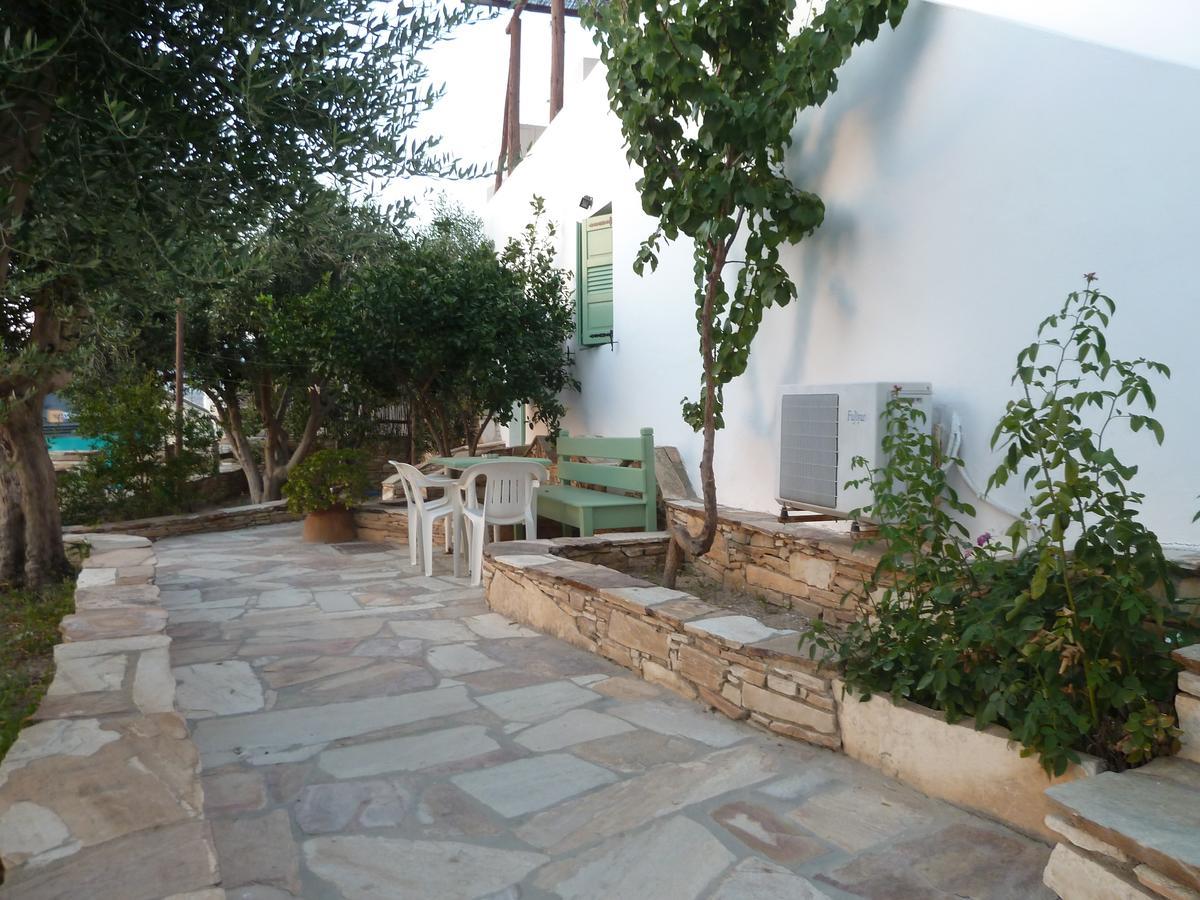 Nikos Place Chora (Ios)