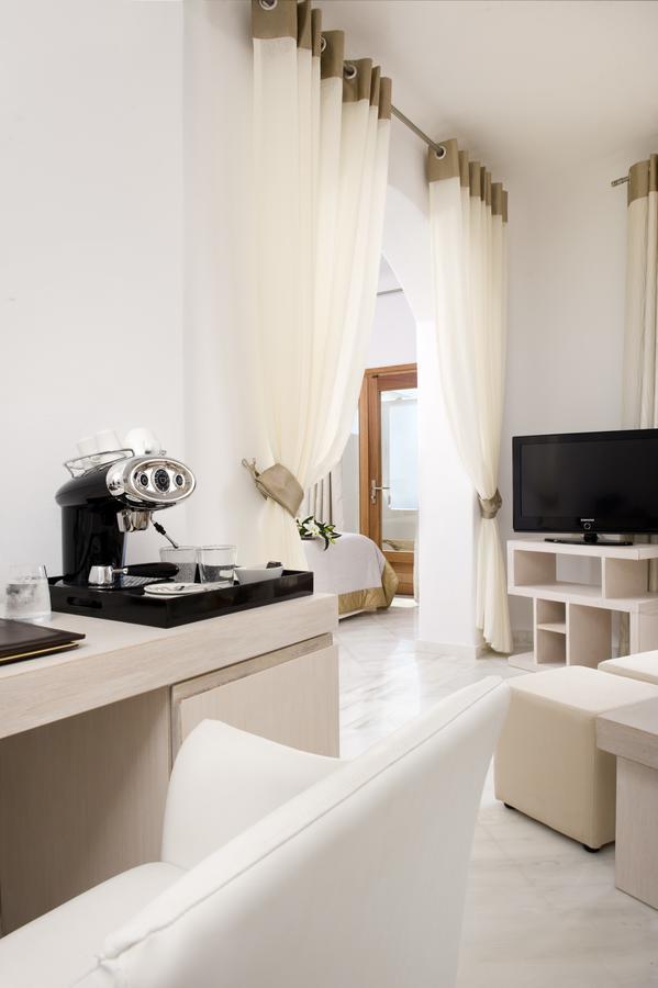 Gold - Small Luxury Of The World 4* Imerovigli (Santorini)