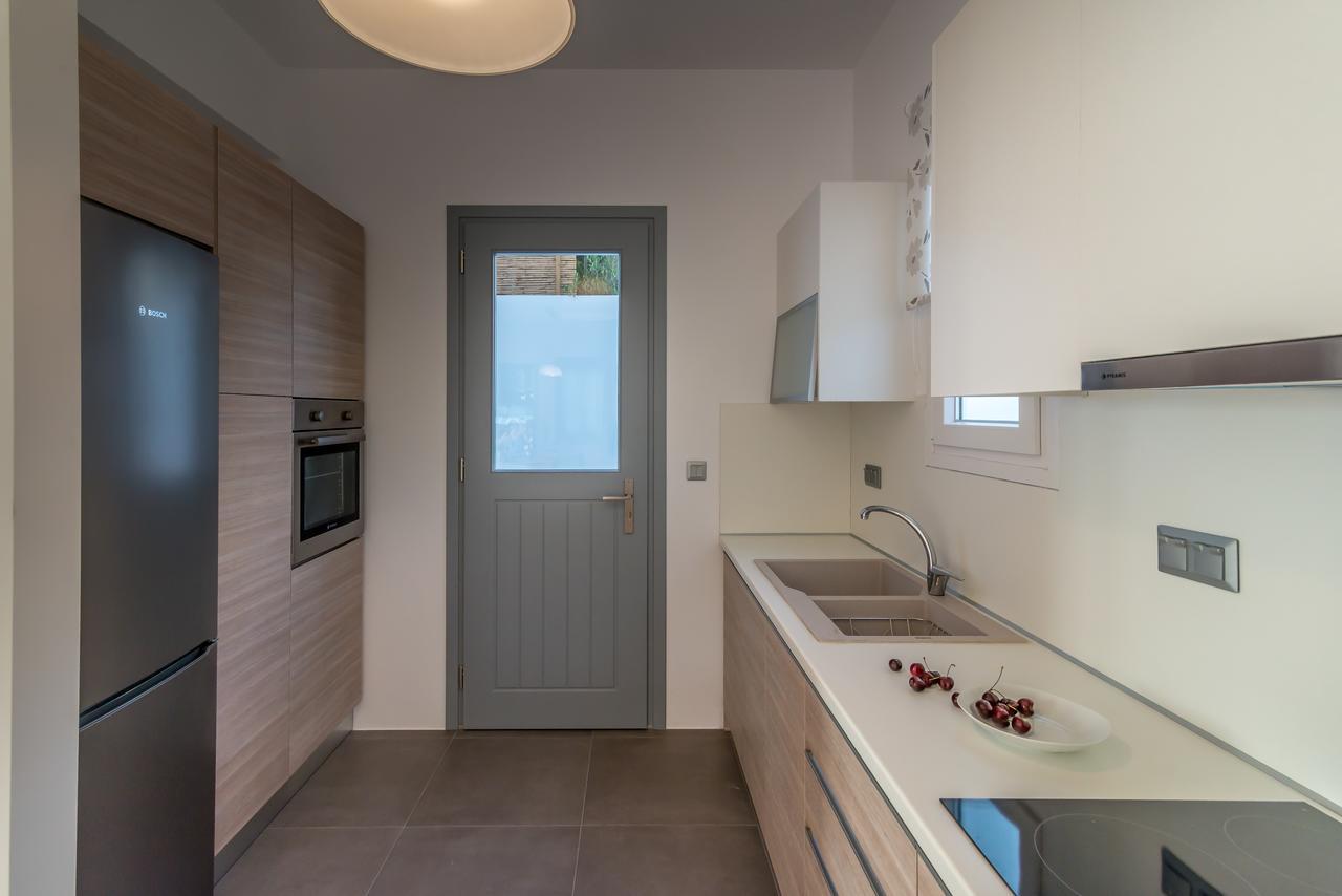 Apartment Milos Waves Luxury