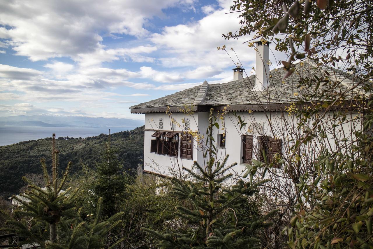 Archontiko Katerina Guest house Vizitsa