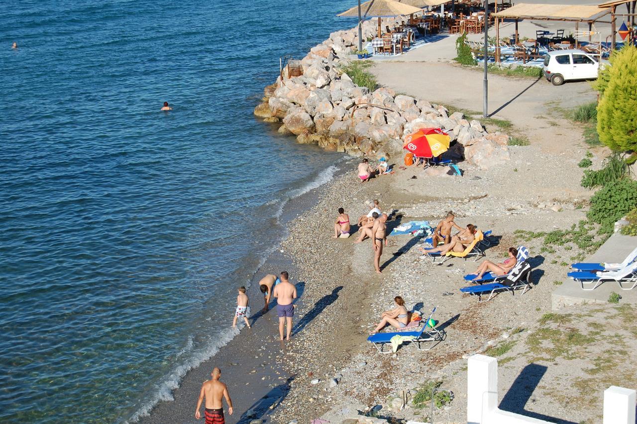 Asmini Pefki (Evia)