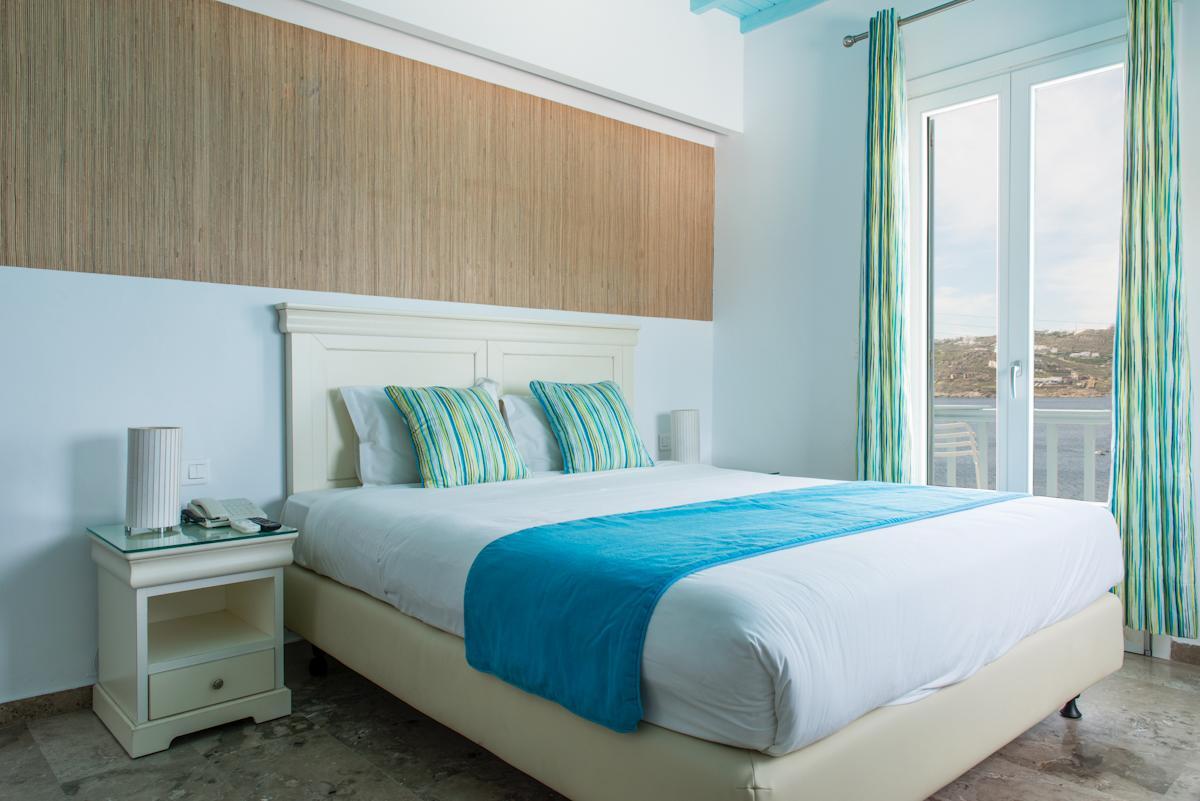 Poseidon Hotel 4*
