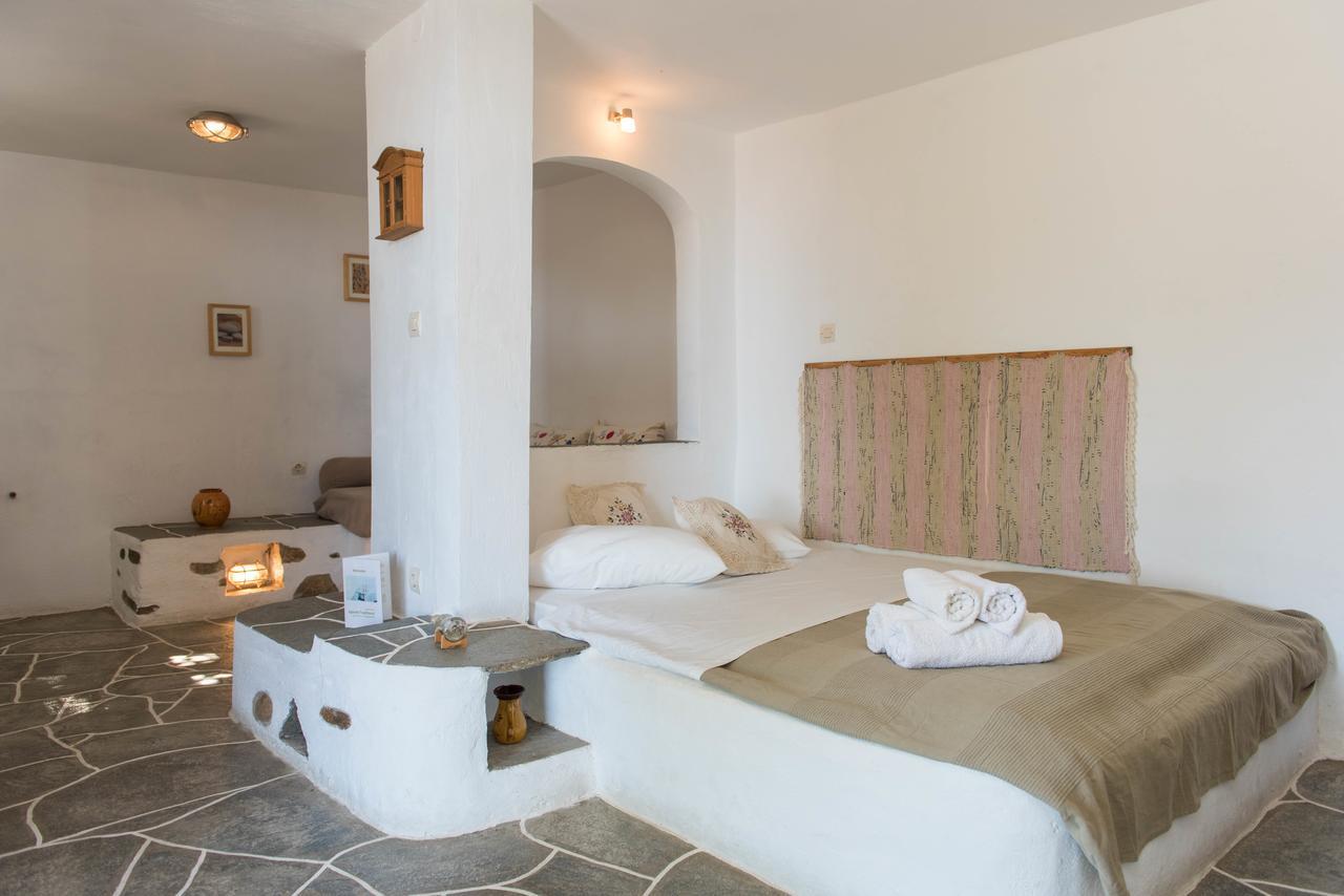 Agnanti Traditional Guest house 3*