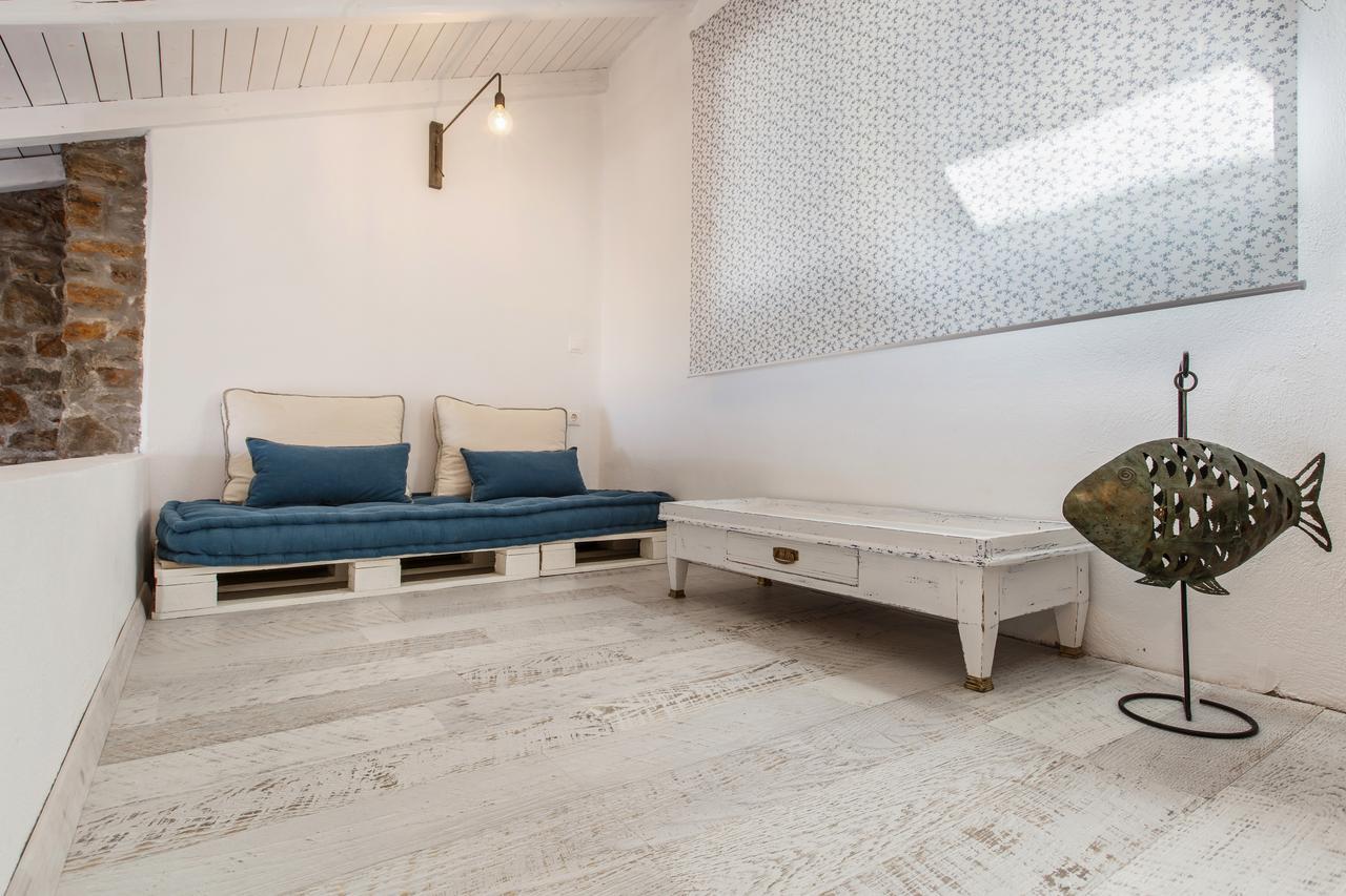 Apartment Vathisthea *