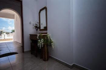 Hotel Popi 2*