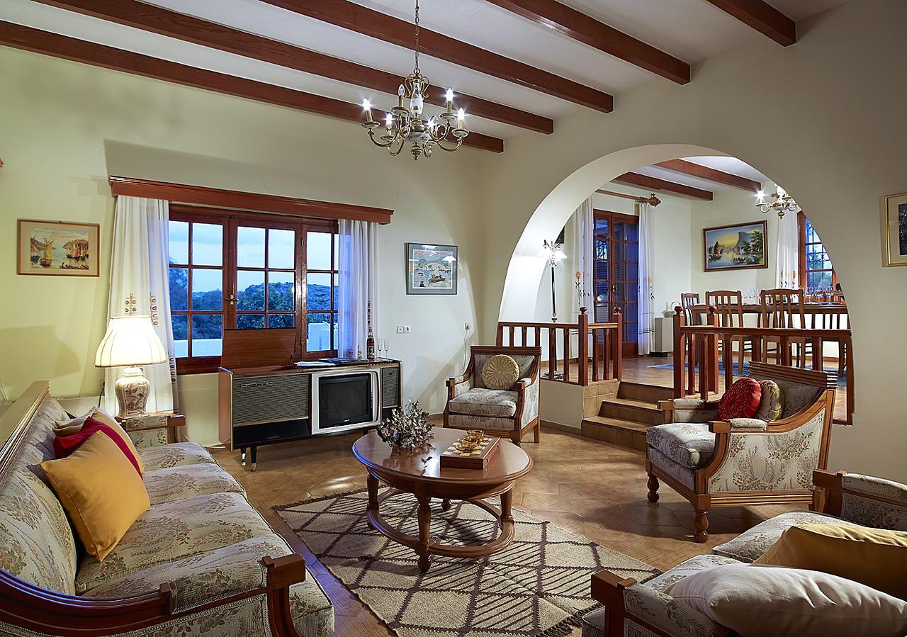 Mare Villa