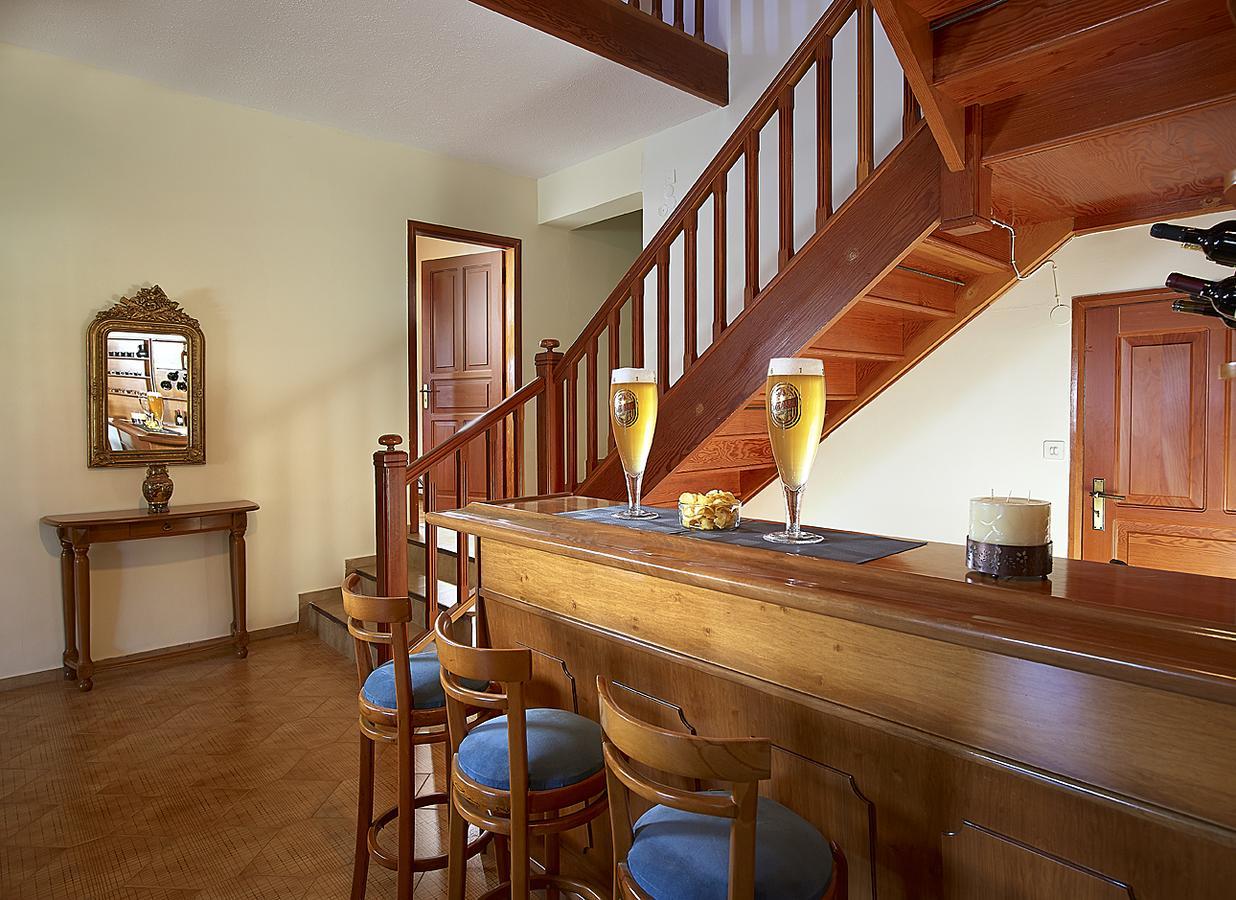 Mare Villa