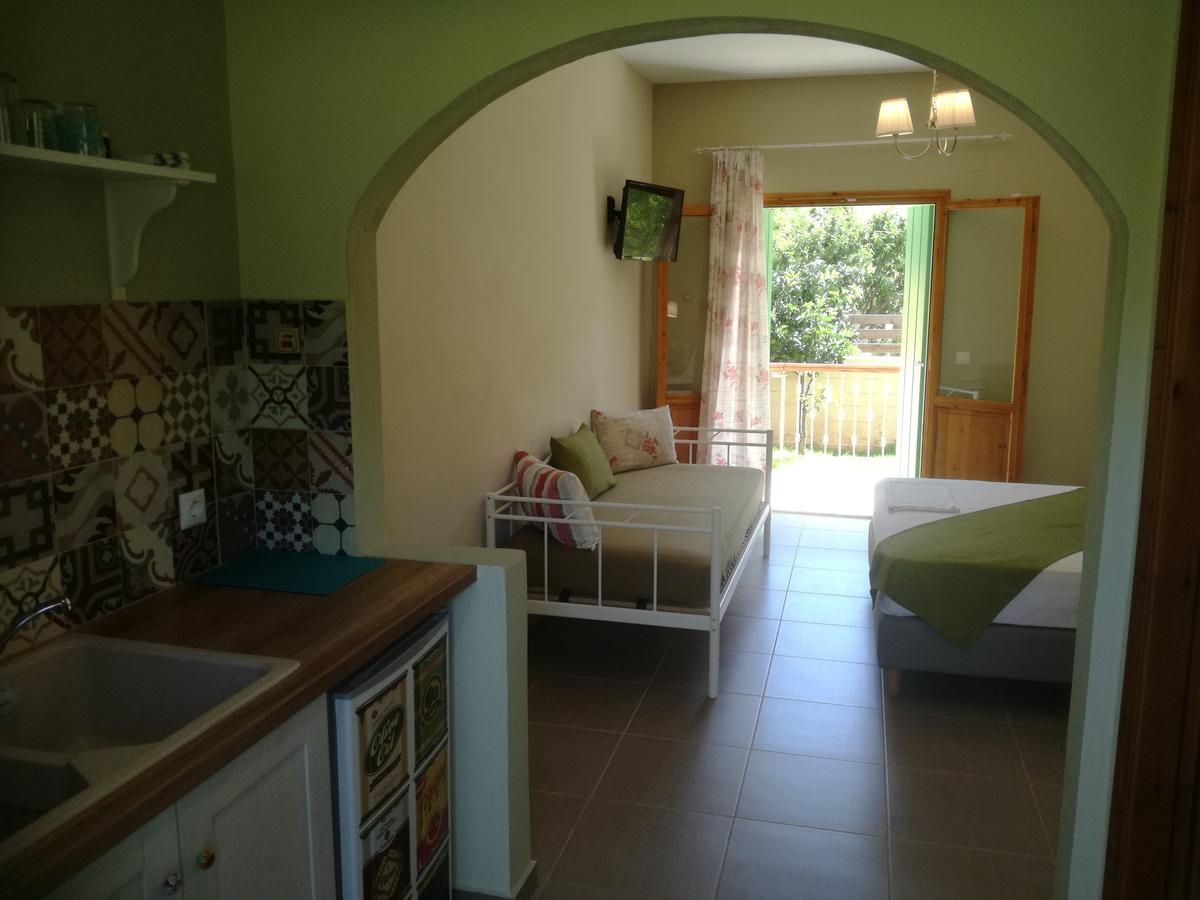 Kallisti Seaside Skopelos Apartment *