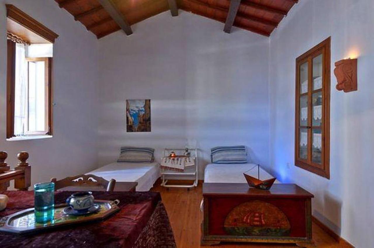 Traditional Cretan Stone House 4 Holiday home Kolymbari