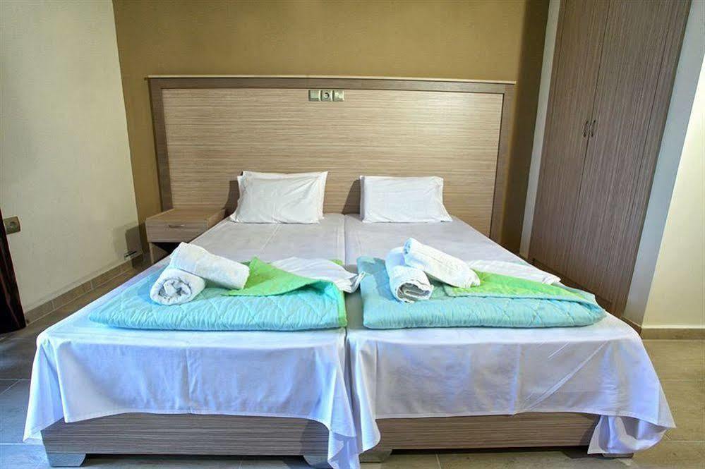 Hotel Pieria 3*