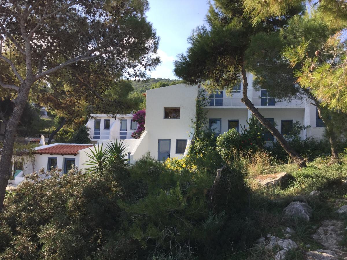 Rosys Little Village Guest house Skala (Agistri)
