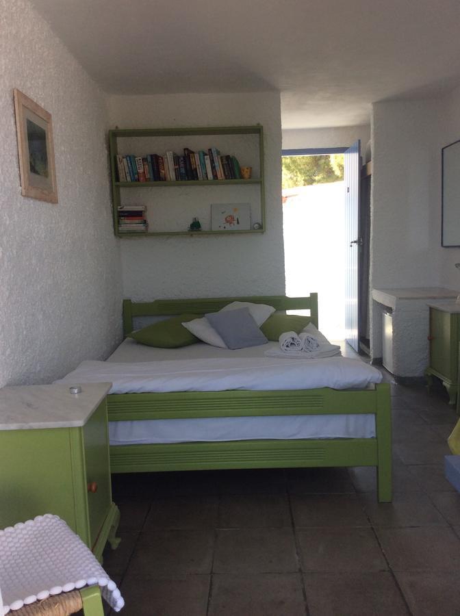 Rosys Little Village * Skala (Agistri)