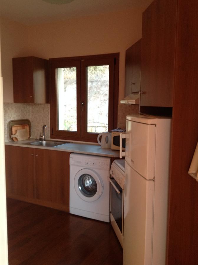 Molivos Sunset Apartment Mithymna