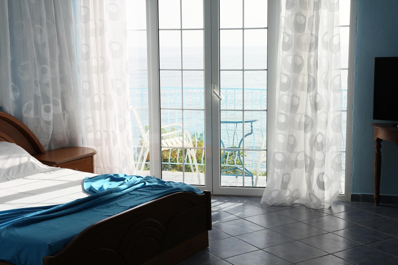 Madalenas Bed & Breakfast Pelekas