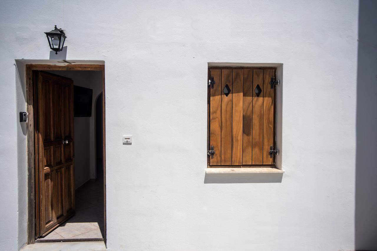 White In Paros *