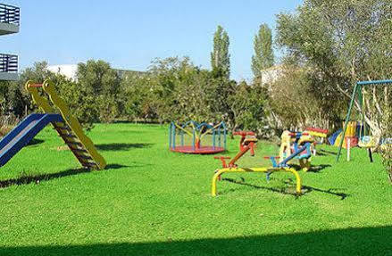 Nasos &