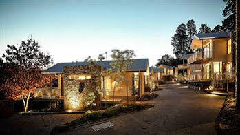 Georgina Family Aparthotel Mesongi