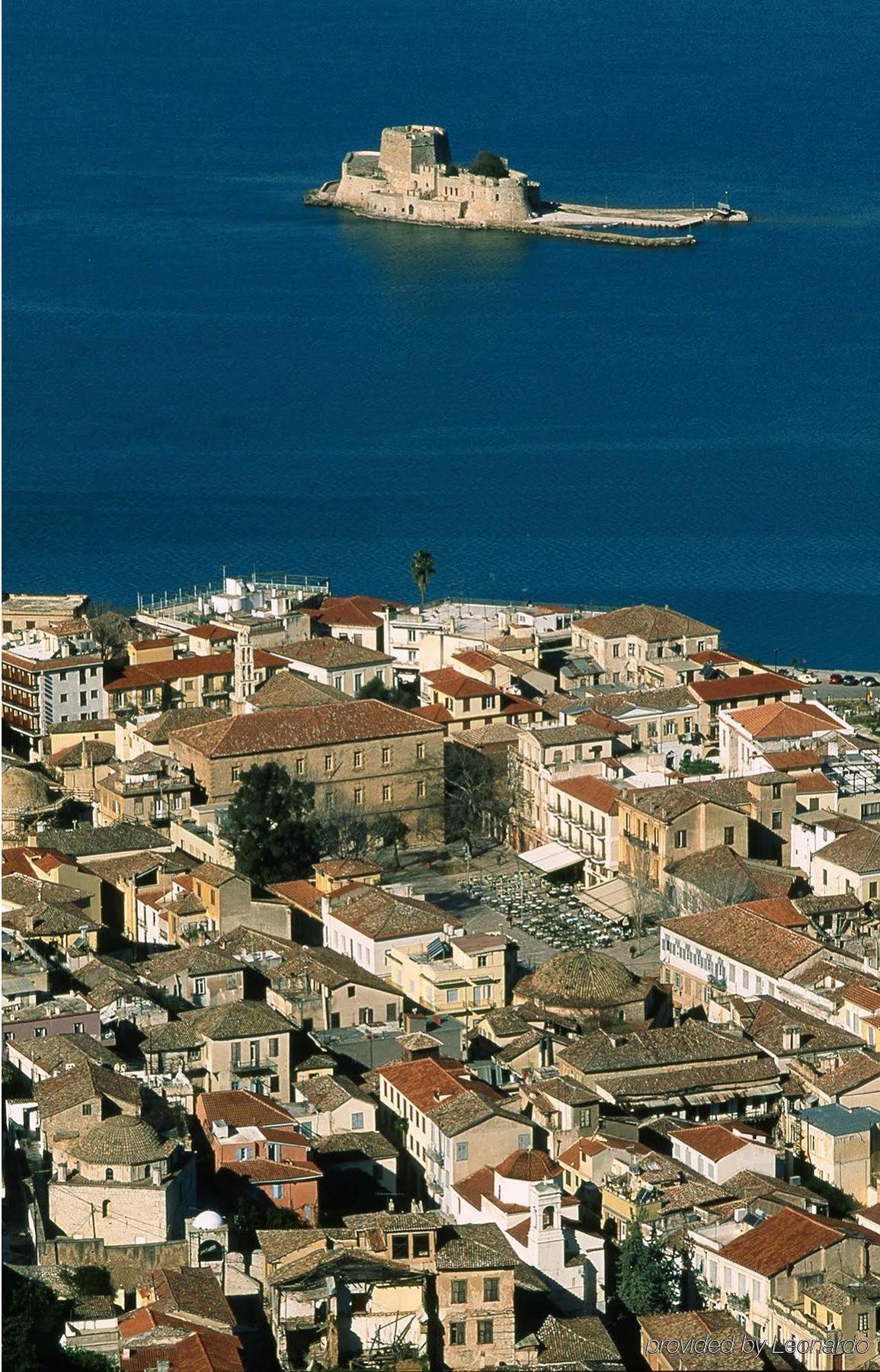 Amphitryon Hotel 5*
