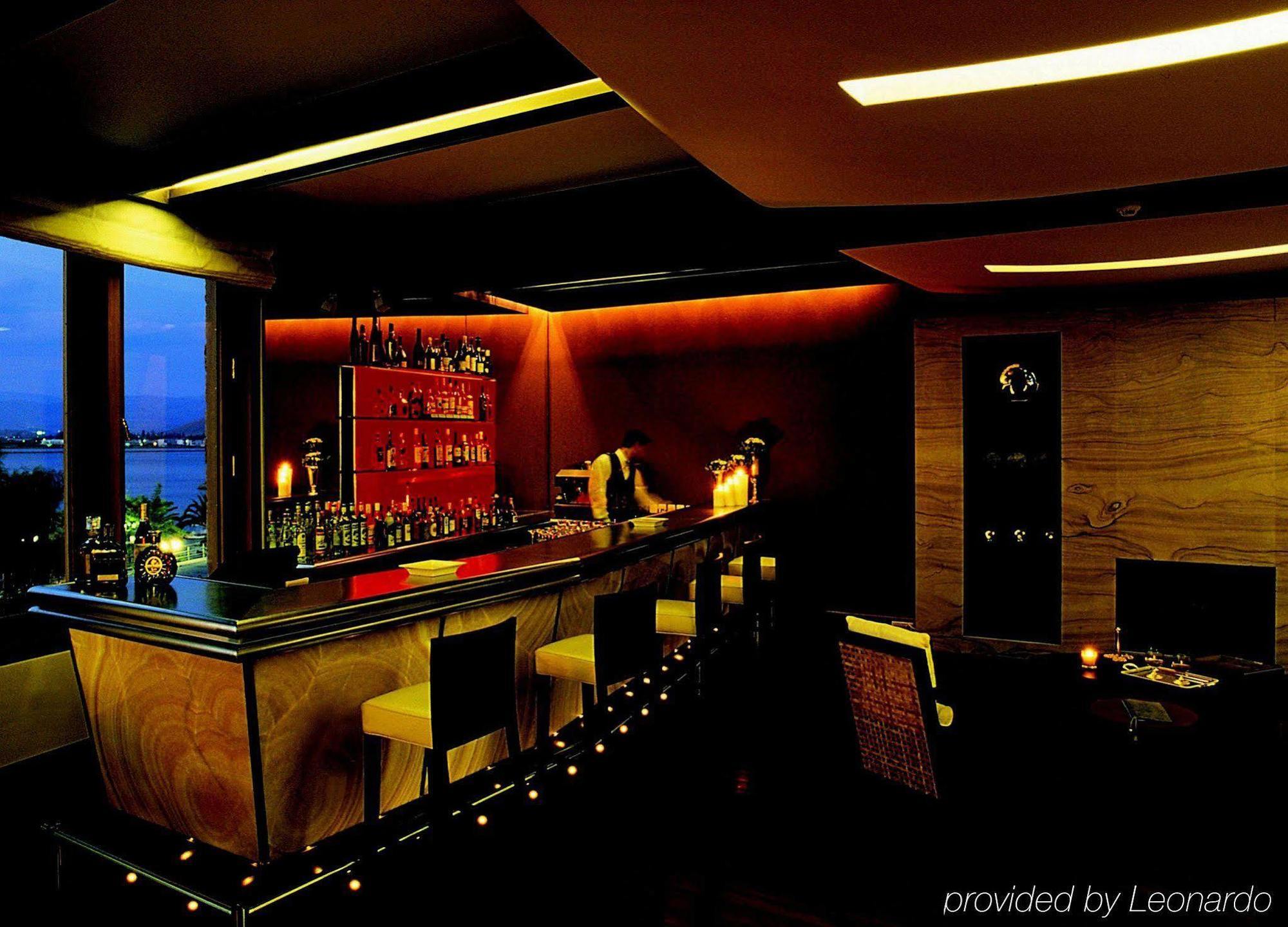 Amphitryon Hotel 5*