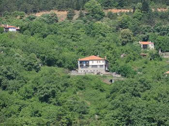 Sintrivanis Mountain Ano Skotina