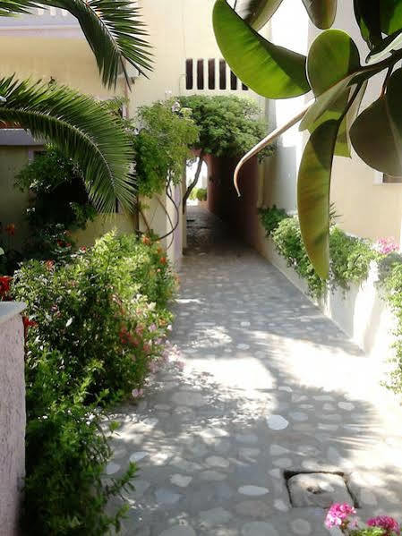 Smaragda Aparthotel 2*