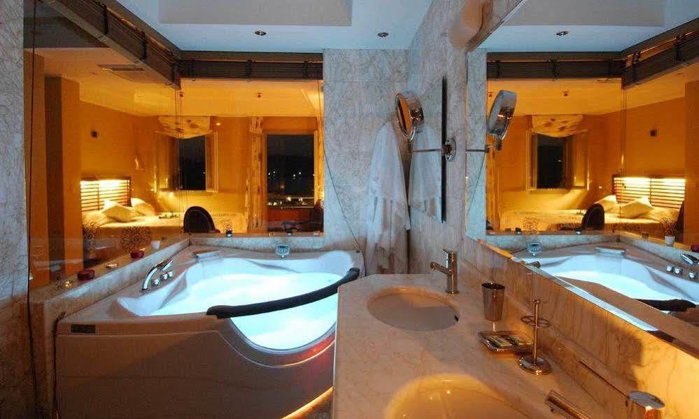 White Cliff Villas 3*