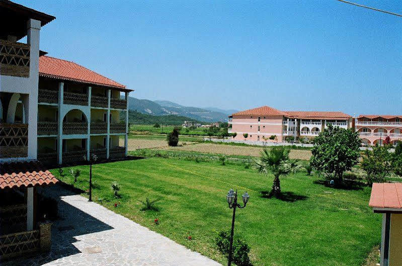 Elpida 3* Serres