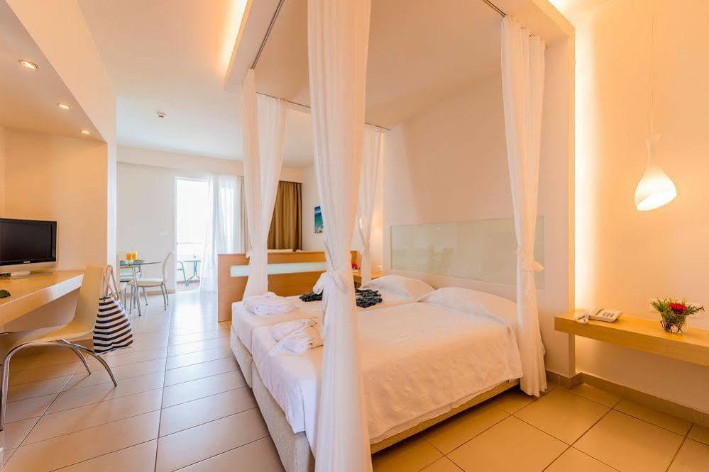Hotel Bay