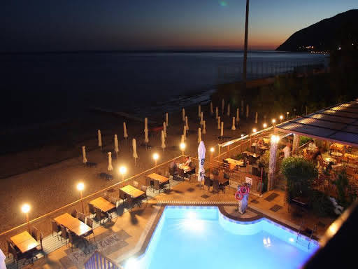 Pebble Aparthotel Plomari
