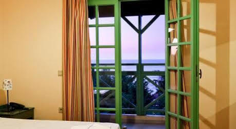 Pleiades Hotel 2*