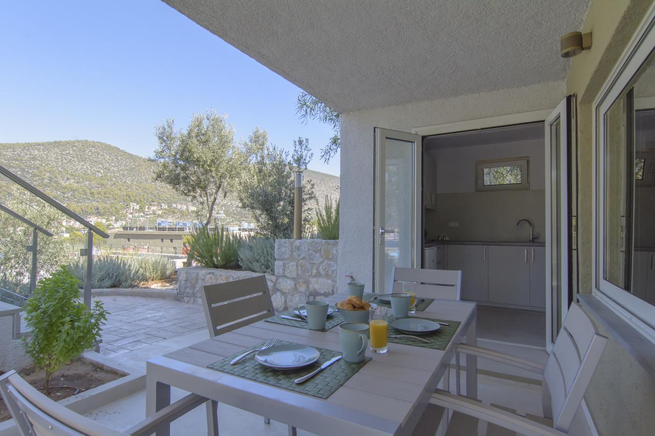 Lavender Cove Aparthotel