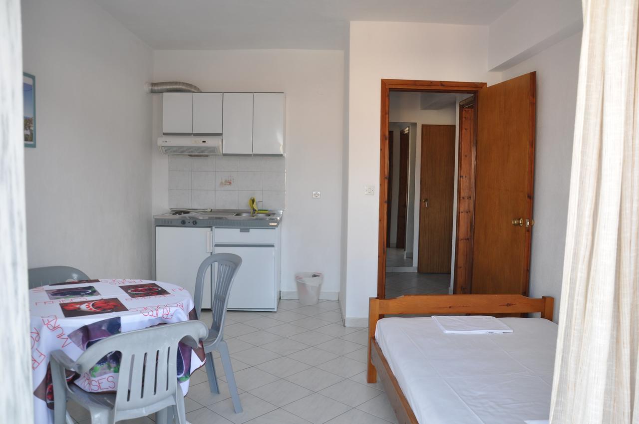 Stavroula ηospitality Vrasna