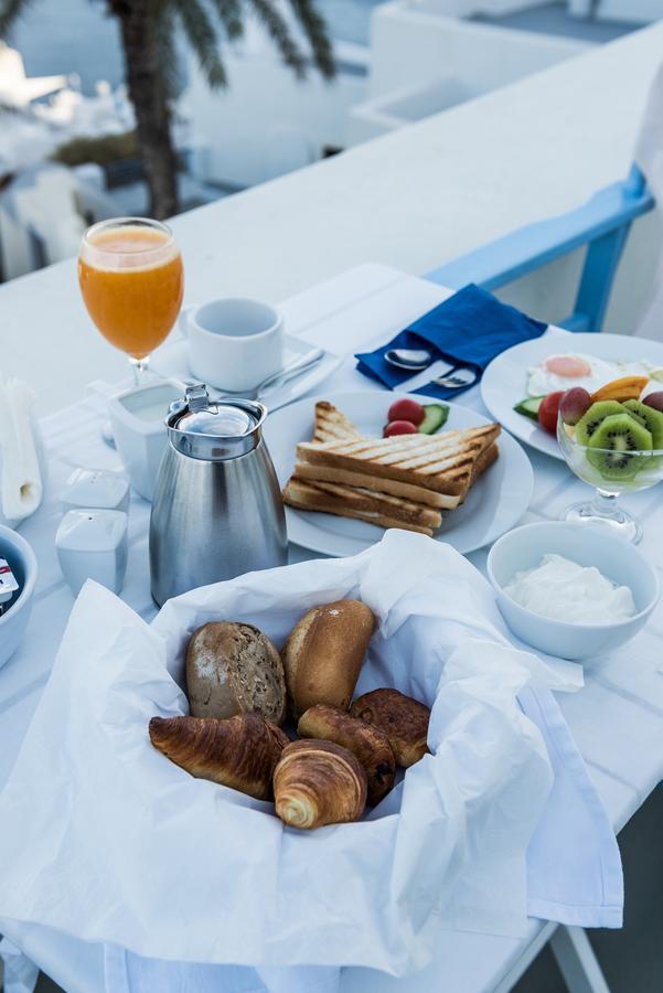 Pantelia Fira (Santorini)
