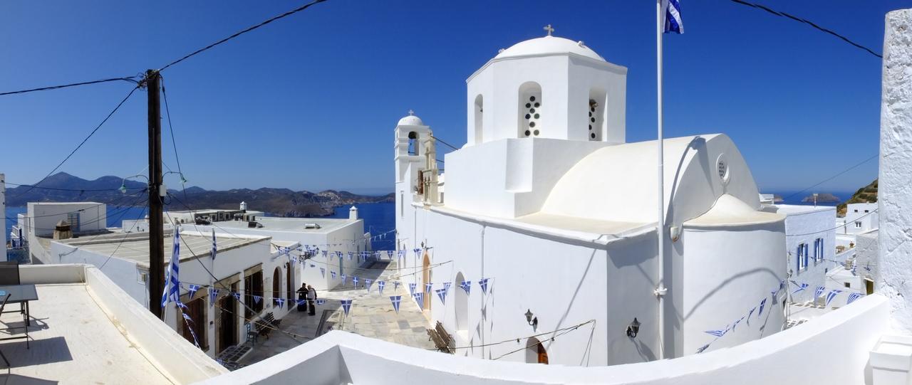 Betty Plaka (Milos)