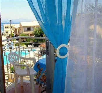 Pantheon Hall Hotel Mesongi