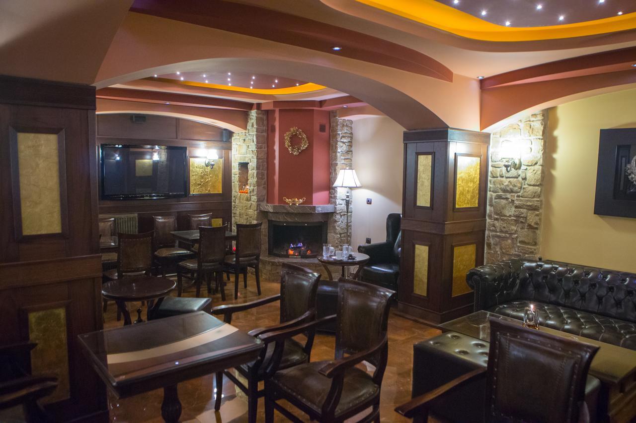 Morfeas Loutraki (Pella)