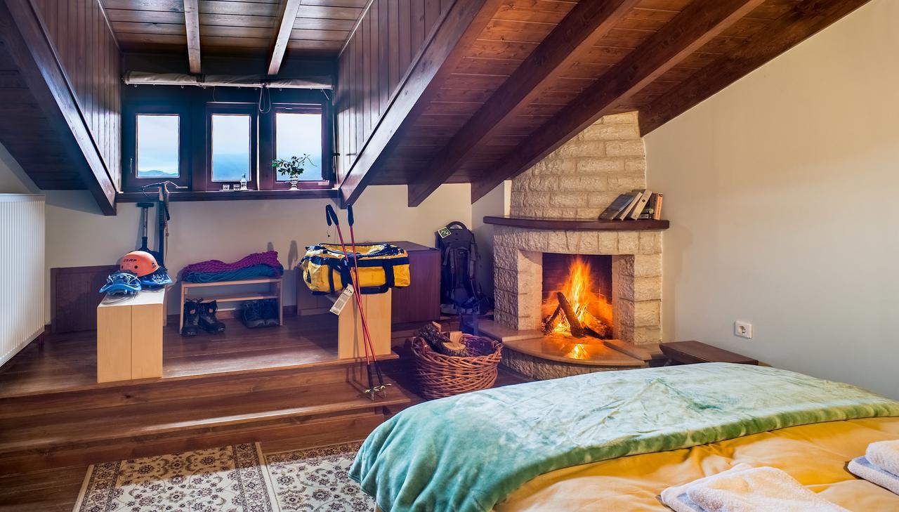 En Chora Vezitsa Guest house Vitsa