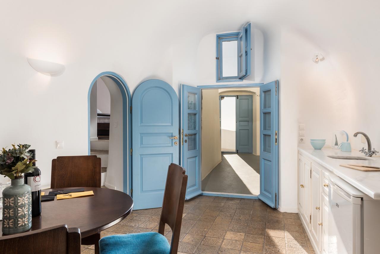 Pantelia Aparthotel 4*