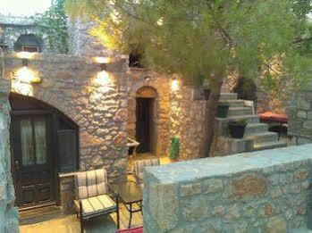 Spitakia *
