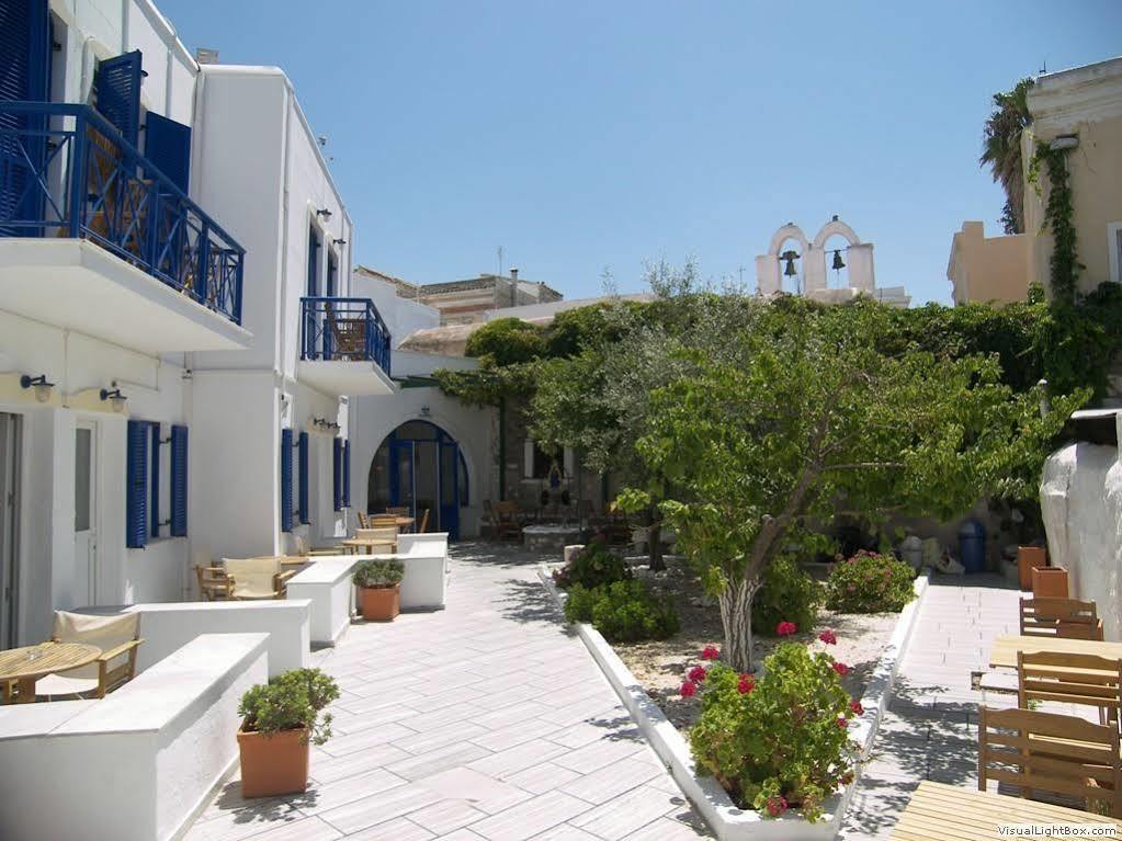 Captain Manolis Parikia (Paros)